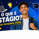 Estudante universitário sorrindo rodeado de ícones de trabalho e aprendizado — guia completo sobre o que é estágio em 2026